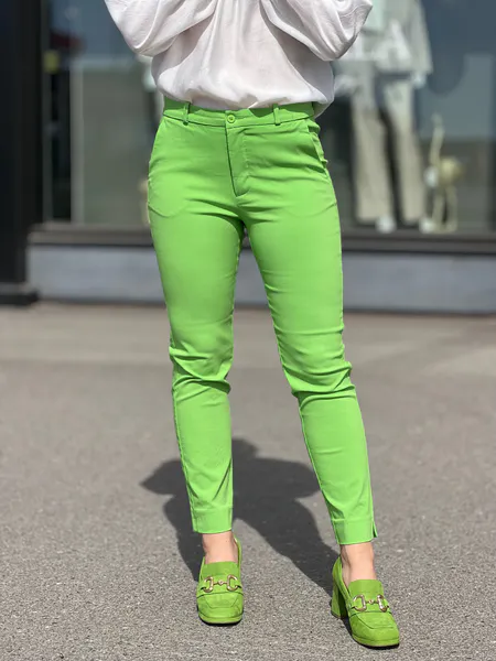 Hovedbilde SOLVEJ CHINOS - BUD GREEN