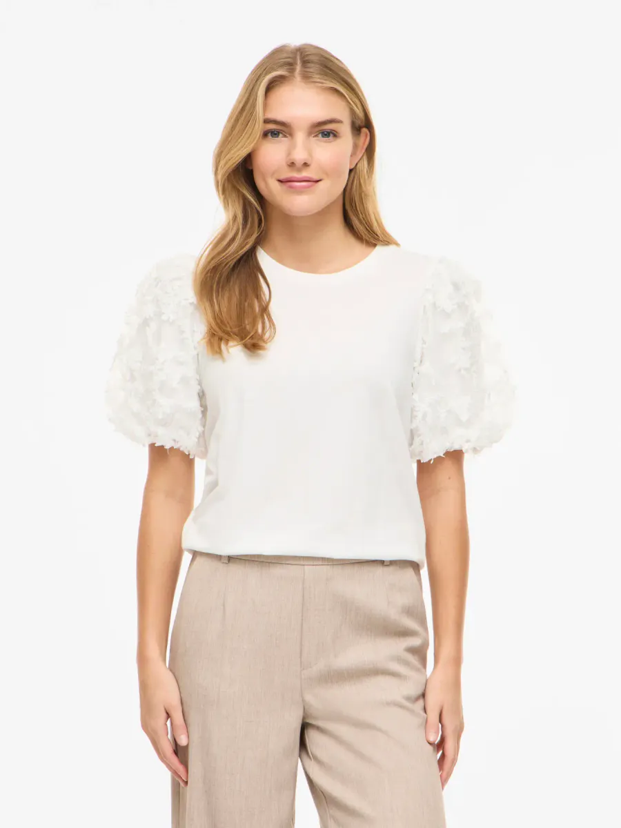 ONESCA TOPP M/EMBRO ERM - HVIT