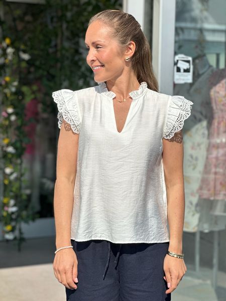Hovedbilde LISA BLUSE M/EMBRO - HVIT