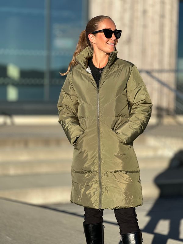 OLGA BOBLEJAKKE - OLIVEN