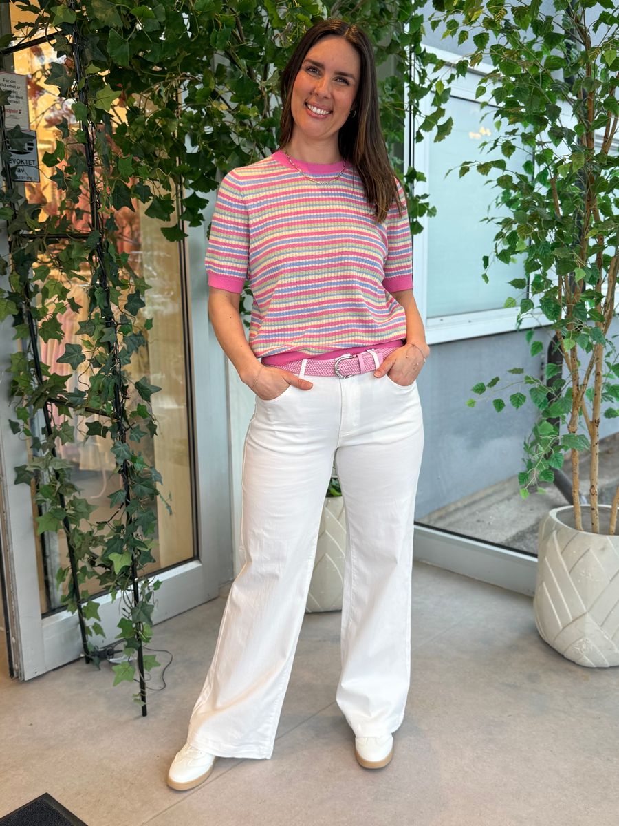 VEGA FLARE JEANS 84 CM - HVIT