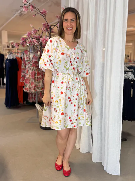 Hovedbilde MELE KJOLE BLOMSTER - HVIT/CORAL