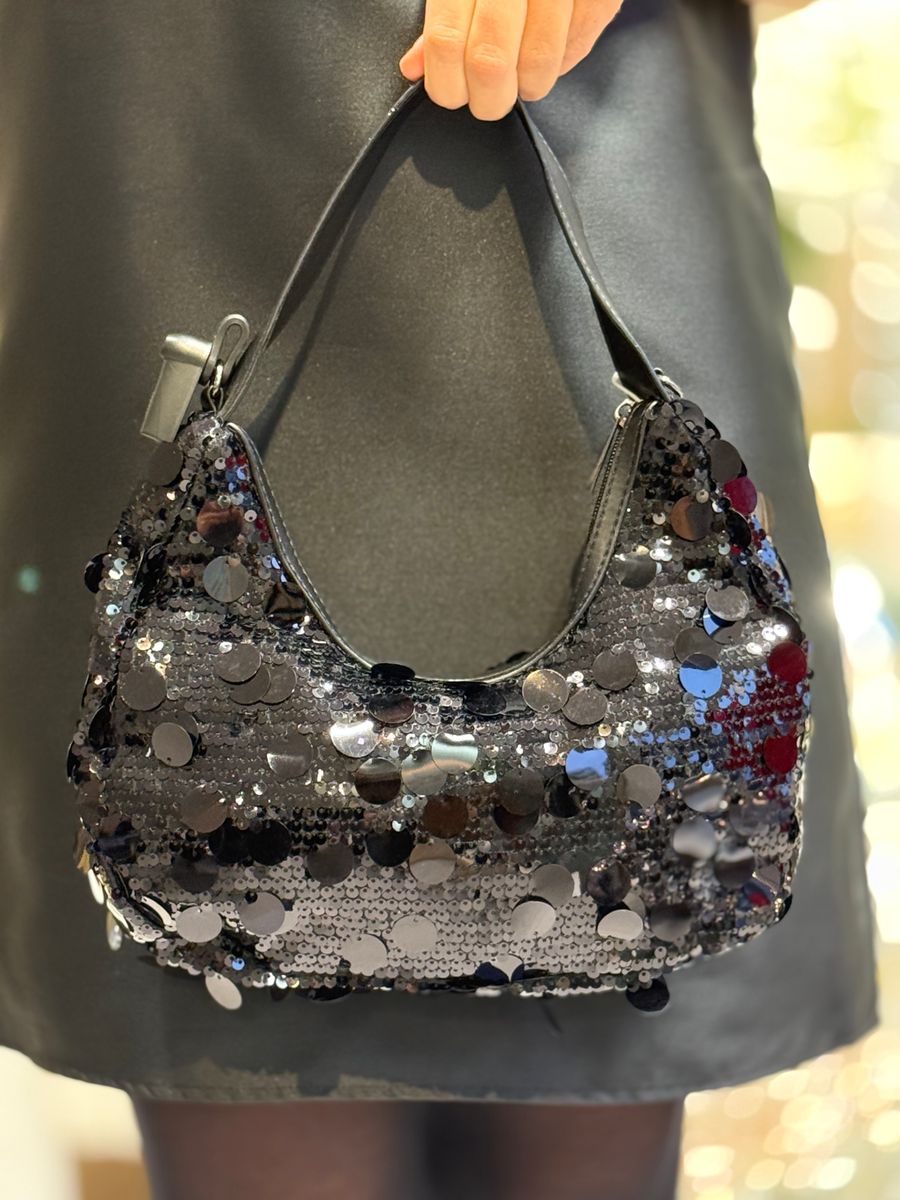 MADDIE PALJETT VESKE - SORT