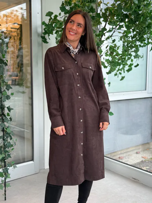 Hovedbilde MIMI KJOLE SEMSKET LOOK - BRUN