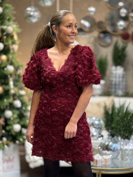 Hovedbilde SILJA FLOWER KJOLE - BURGUNDER