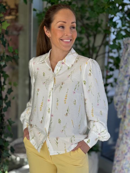 Hovedbilde GITI LORE SKJORTE FLOWER - OFFWHITE