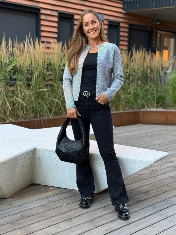 BETTY FLARED JEANS 32
