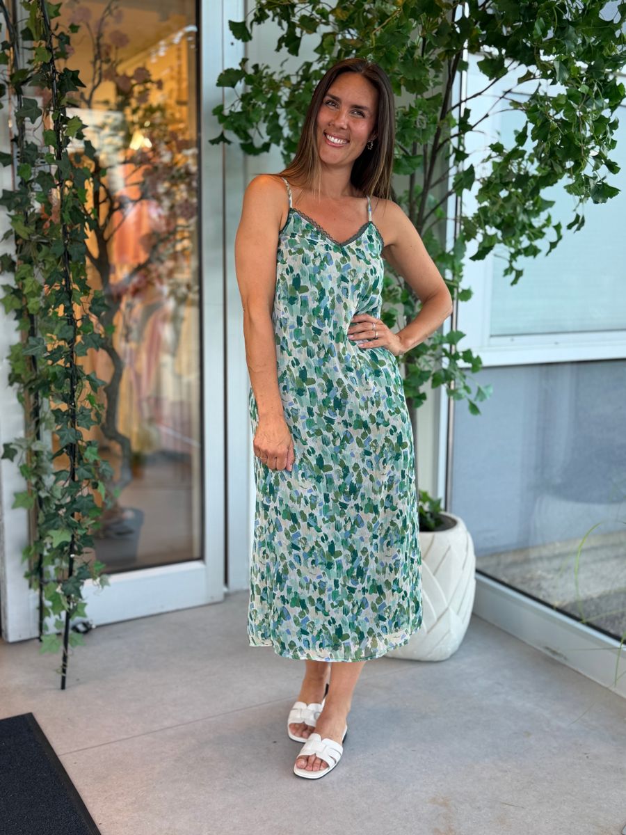 EMMA STROPPE KJOLE ANKEL - GRØNN PRINT