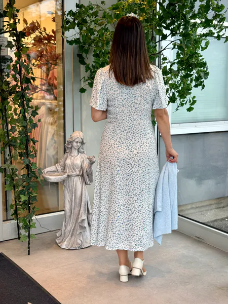 Hovedbilde ALBA MAXI KJOLE FLOWER - LYSBLÅ