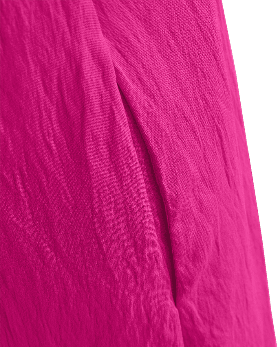 ALLY ERMLØS KJOLE - CERISE