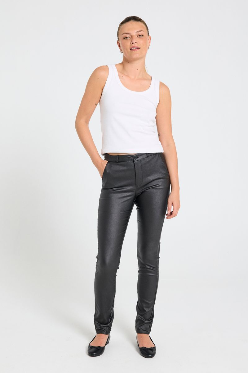 SOLVEJ CHINOS BUKSE COATED - SORT