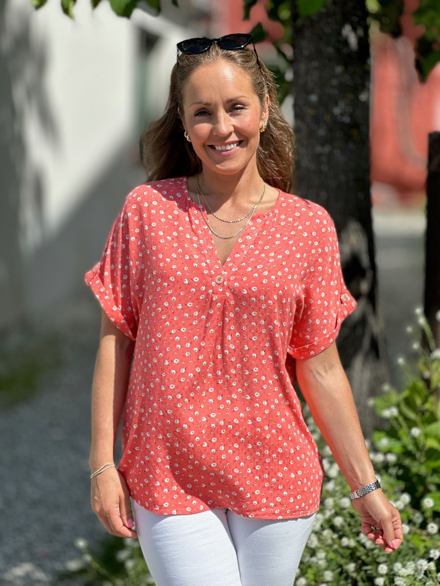 ADNEY BLUSE M/KORT ERM - CORAL/OFFWHITE