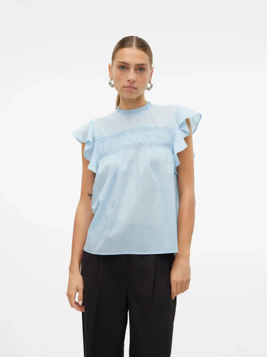 TRINE BLUSE / TOPP - LYS BLÅ